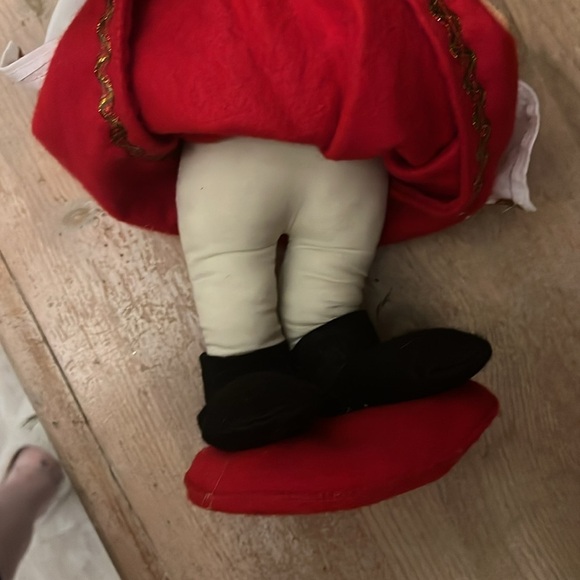 Annalee Mrs. Santa Baking Gingerbread Cookbook 13” Christmas Holiday - Picture 9 of 11